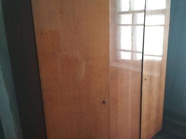 Продаю шифоньер-2 шт по 4500 сом, сервант 5000 сом, кровать at lalafo.kg Продаю шифоньер-2 шт по 4500 сом, сервант 5000 сом, кровать