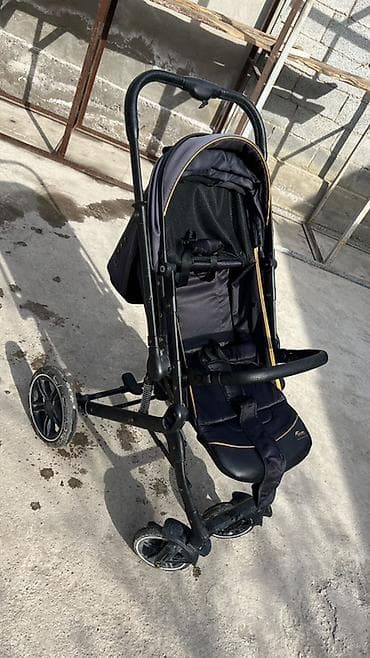медицинские сумки: Салам Баасы 𝟷𝟶𝟶𝟶𝟶 сом Баарын берем коляска люлька сапатуу эч кандай — 1