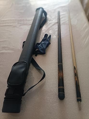 Настольные игры: Бильярдный набор Состав: - Разборный кий 2-составной: турник из — 1