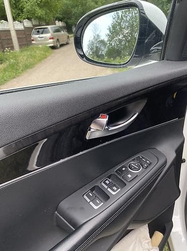 мицубиси паджеро спорт: Kia Sorento: 2016 г., 2 л, Автомат, Дизель, Кроссовер — 9