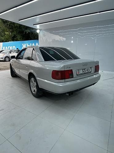Audi: Audi A6: 1995 г., 2.6 л, Механика, Бензин, Седан — 3