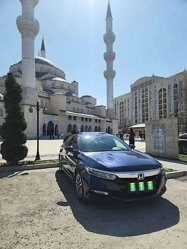 cl 7: Honda Accord: 2019 г., 2 л, Автомат, Бензин, Седан — 10