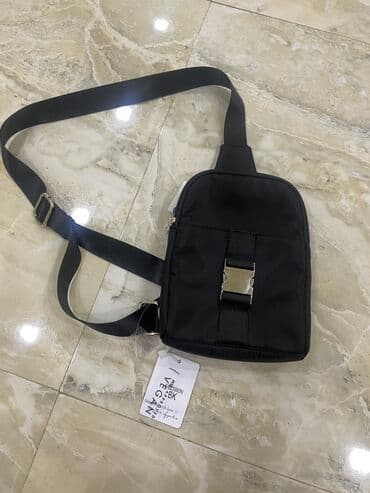 Барсетка
Новая с этикеткой
Легкая удобная
Покупала в Америке
2000 с