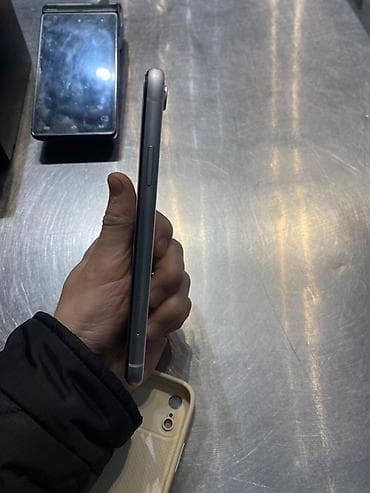 заказать бесплатный айфон: IPhone Xr, Белый, Кабель, 80 % — 5