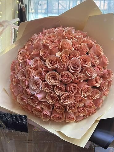 акчасы кунуно: Срочно Флористка кыздар керек, акчасы кунуно берилет. Чалыныздар — 2