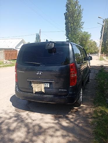 Транспорт: Hyundai H-1: 2018 г., 2.5 л, Механика, Дизель, Минивэн — 10