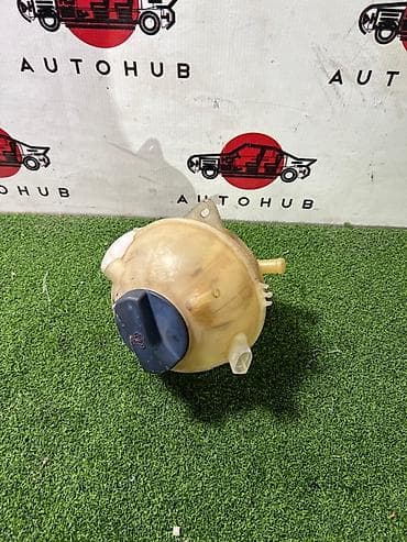 Бачок Volkswagen 2002 г., Б/у, Оригинал, Япония at lalafo.kg Бачок Volkswagen 2002 г., Б/у, Оригинал, Япония