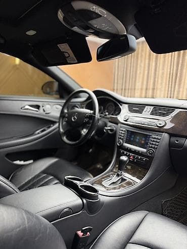 Продажа авто: Mercedes-Benz CLS-Class: 2007 г., 3.5 л, Автомат, Бензин, Купе — 10