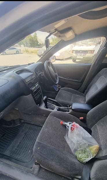 Продажа авто: Toyota Caldina: 2000 г., 2 л, Автомат, Газ, Универсал — 6