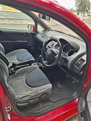 Honda Fit: 2002 г., 1.3 л, Автомат, Бензин, Хэтчбэк — 7