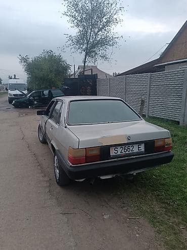 ауди 80 1992: Audi 80: 1985 г., Механика, Газ, Седан — 7
