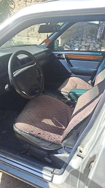 е 190: Mercedes-Benz W124: 1993 г., 2.2 л, Автомат, Бензин, Седан — 6