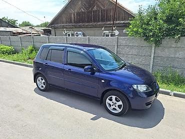 б в: Mazda Demio: 2004 г., 1.3 л, Автомат, Бензин, Хэтчбэк — 4