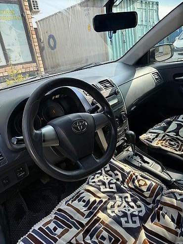 volvo ref: Toyota Corolla: 2013 г., 1.6 л, Автомат, Бензин, Седан — 7