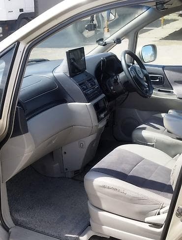 Nissan Bassara: 2000 г., 2.4 л, Автомат, Газ, Вэн/Минивэн — 7