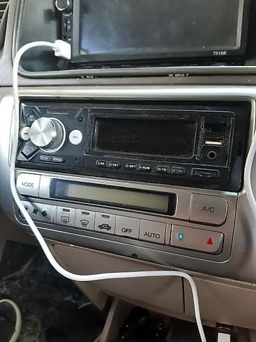 dvd usb: Автомагнитола 1-DIN с USB и AUX + штатный блок климат-контроля — 1