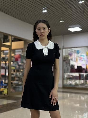 Платья: Повседневное платье, Короткая модель, Трикотаж, Трапеция, Стандарт — 4