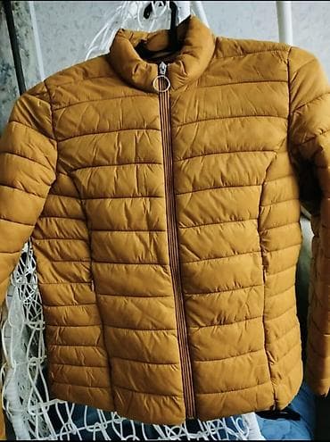 весенняя короткая курточка: Два женских верхних изделия. 1) Утеплённая куртка-худи Defacto - — 6