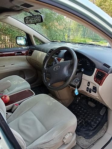 авесис версо: Toyota Ipsum: 2001 г., 2.4 л, Автомат, Бензин, Минивэн — 5