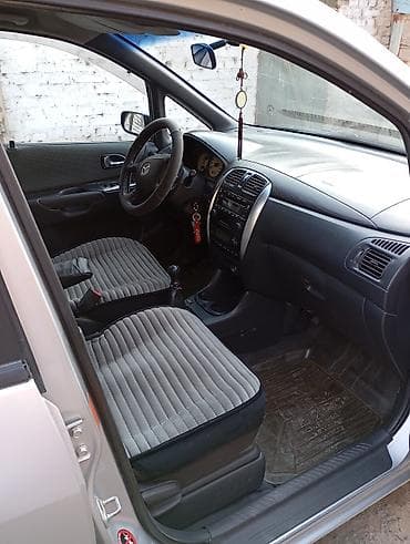 Mazda PREMACY: 2002 г., Механика, Минивэн — 5