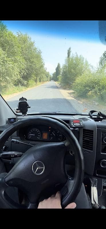 газель холодильник: Легкий грузовик, Mercedes-Benz, 3 т — 4