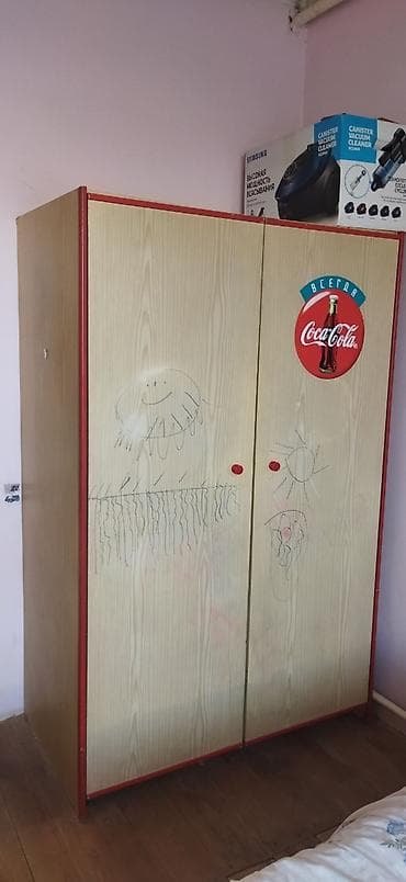 книжные полки бишкек: Шифоньер, шкаф для одежды, Прямой, ЛДСП — 3