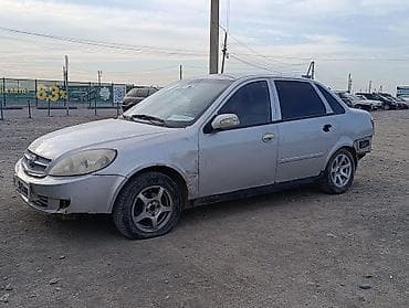 Унаа: Toyota Corolla: 2010 г., 1.8 л, Кол менен иштөөчү, Бензин, Седан — 7