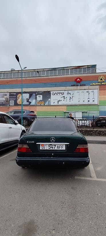 mers 212: Mercedes-Benz E-Class: 1994 г., 2.2 л, Автомат, Газ, Седан — 3
