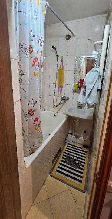 квартира микр: 1 комната, 35 м², Индивидуалка, 3 этаж — 4