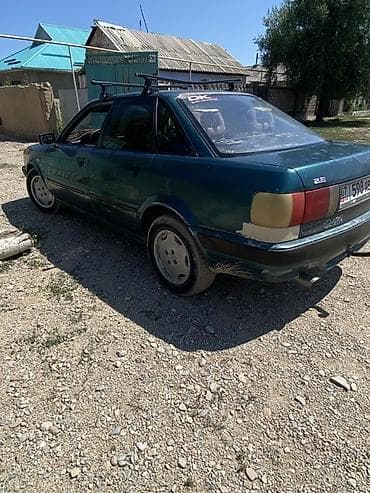 Унаа: Audi 80: 1992 г., 2 л, Кол менен иштөөчү, Бензин, Седан — 4