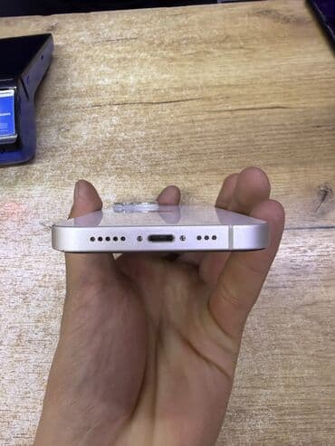 с микрофоном: IPhone 14, Б/у, 128 ГБ, Белый, 80 % — 4