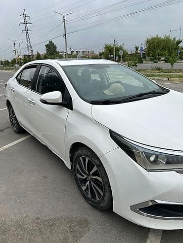 corolla: Toyota Corolla: 2018 г., 1.8 л, Автомат, Гибрид, Седан — 7