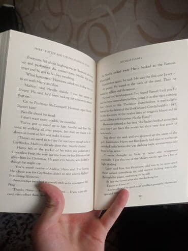 гарри поттер росмэн оригинал: Продам книгу "Harry Potter and the Philosopher's stone". Книга на — 2