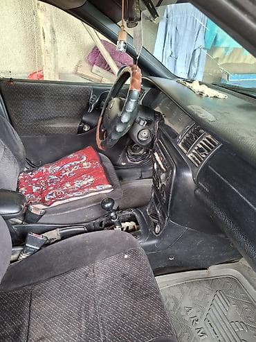 Продажа авто: Opel Vectra: 1999 г., 2 л, Механика, Бензин, Универсал — 9