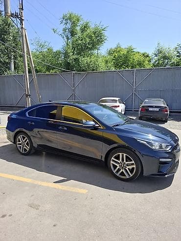 Kia K3: 2019 г., 1.6 л, Автомат, Бензин, Седан at lalafo.kg Kia K3: 2019 г., 1.6 л, Автомат, Бензин, Седан