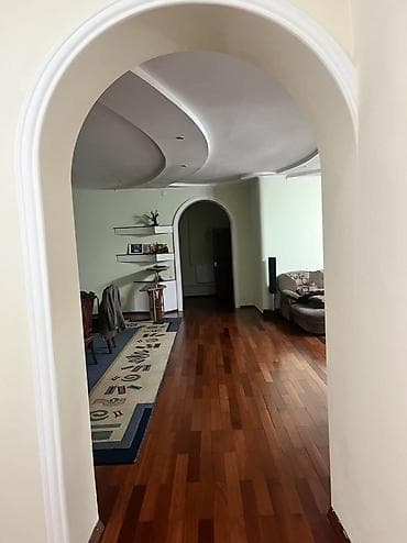 4 комнаты, 256 м², Дизайнерский ремонт — 4