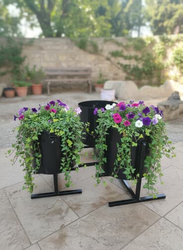 детский письменный стол бишкек: Металлические урны для мусора на стойке. металл 1мм — 1