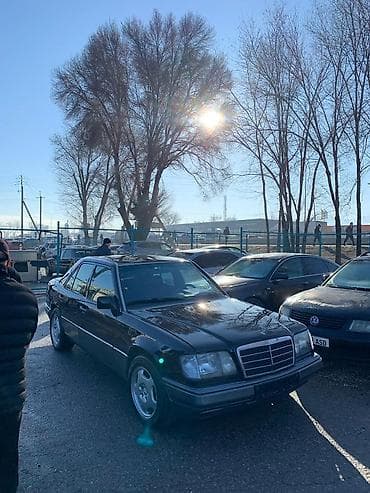 e53 4 8: Mercedes-Benz W124: 1995 г., 2 л, Механика, Седан — 7