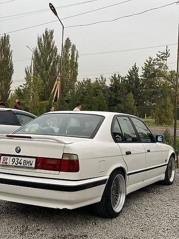 bew e34: BMW 5 series: 1993 г., 3 л, Механика, Бензин, Седан — 2