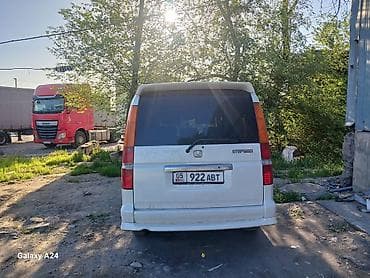 крыло на степ: Honda Stepwgn: 2002 г., 2 л, Автомат, Бензин, Минивэн — 3