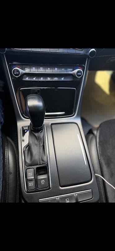грандеуо: Hyundai Grandeur: 2019 г., 3 л, Автомат, Газ, Седан — 10