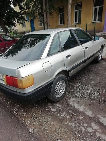 Audi 80: 1987 г., 1.8 л, Кол менен иштөөчү — 4