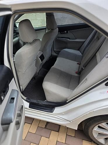 camry 10: Toyota Camry: 2014 г., Гибрид — 4