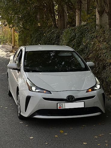 тайота ярис версо: Toyota Prius: 2019 г., Гибрид, Хэтчбэк — 7