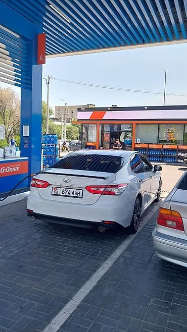 cruiser: Toyota Camry: 2018 г., 2.5 л, Автомат, Бензин, Седан — 3