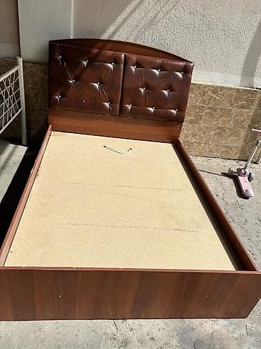 Двуспальная кровать с мягким изголовьем - Размер спального места