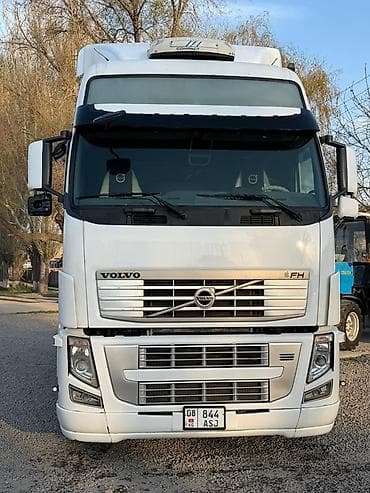 фара volvo fh12: Тягач, Volvo, 2011 г., Без прицепа — 7