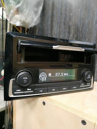 android teyes cc3: Штатная автомагнитола Honda Crider - Питание: DC 12V - Радио: FM/AM — 2