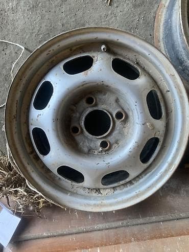 плунжерная пара: Железные Диски R 13 Audi, Пара, отверстий - 4, Б/у — 2