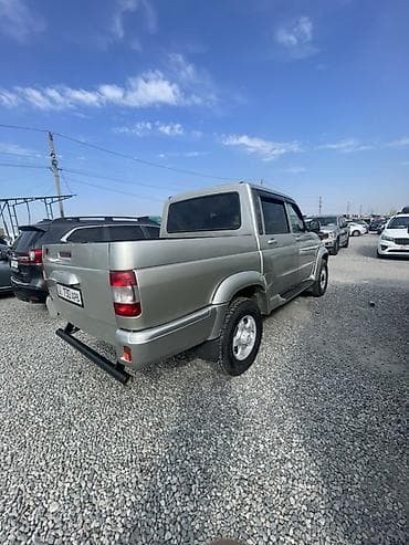 1956515 бу: УАЗ Pickup: 2015 г., 2.7 л, Ручные, Бензин, Пикап — 3